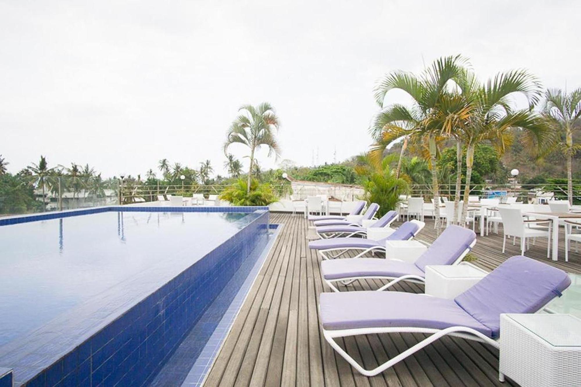 Taman Unique Hotel Senggigi Exteriör bild