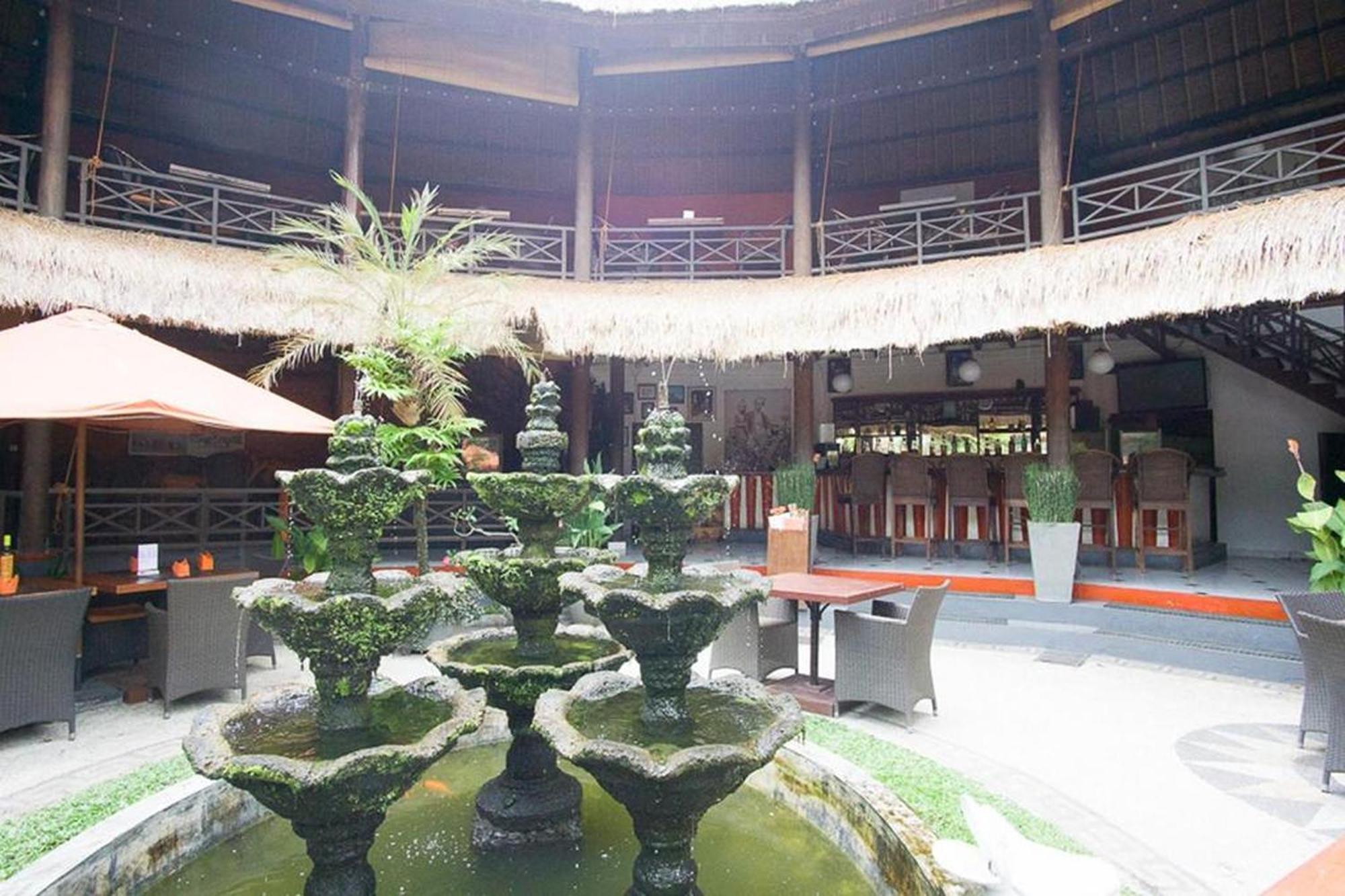 Taman Unique Hotel Senggigi Exteriör bild